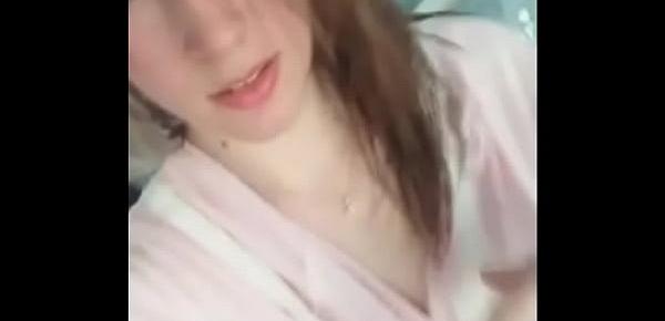  Novinha safada se masturbando orgasmo... (vídeo vazado)